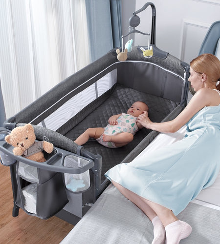 Unisex Infant Flat Bedside Sleeper Bassinet with Wheels and Floding Frame for 0-36 Mmonths Baby (Pink)